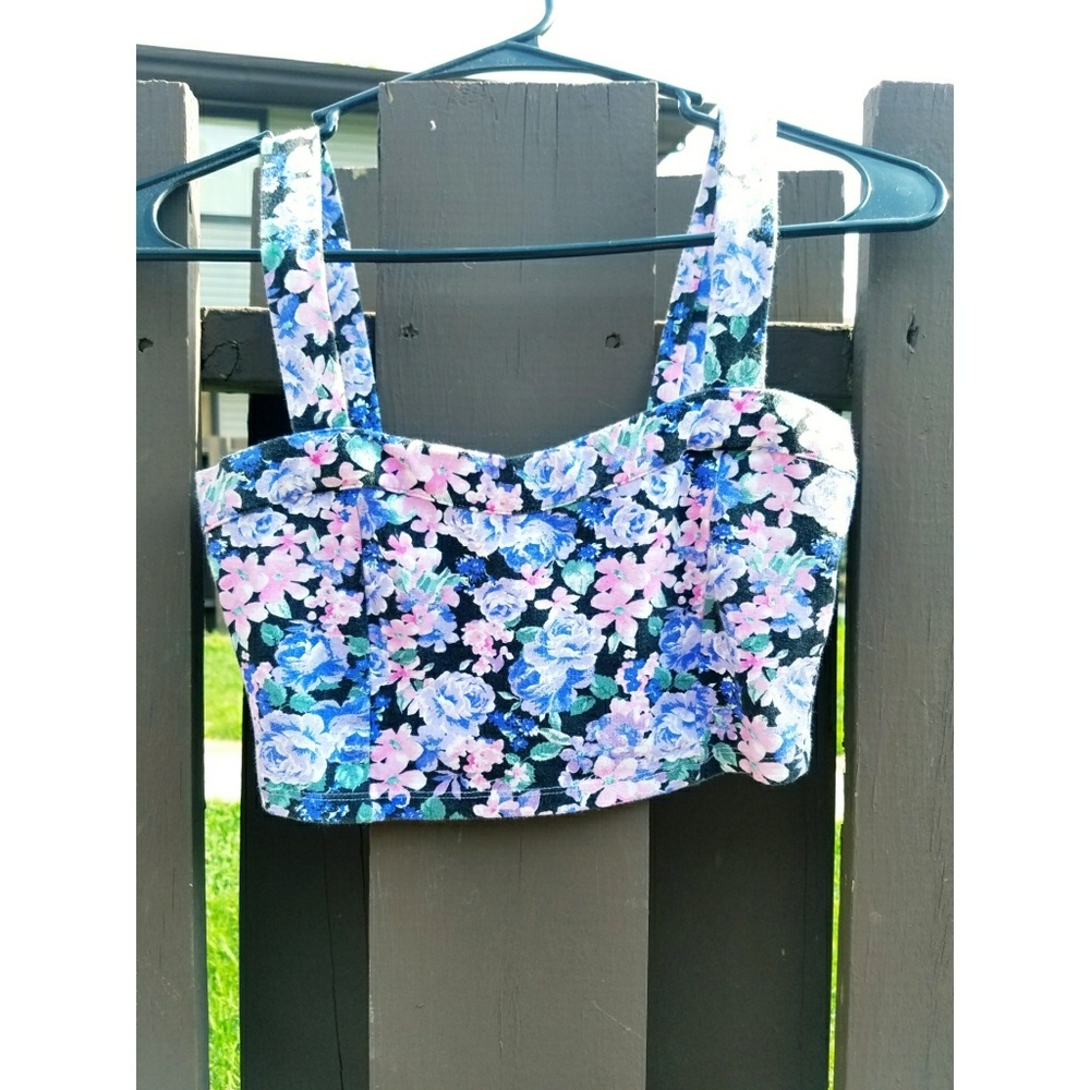 Purple zip up floral crop top